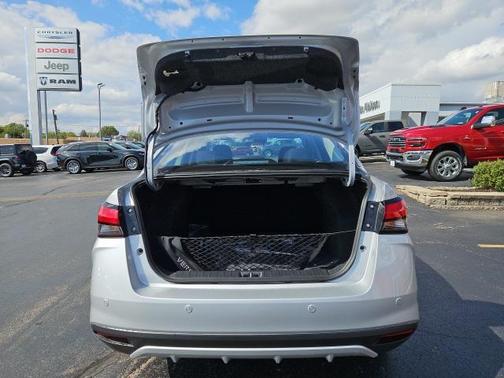 2025 Nissan Versa 1.6 SV