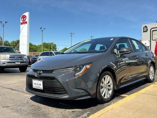 Underground 2025 Toyota Corolla LE
