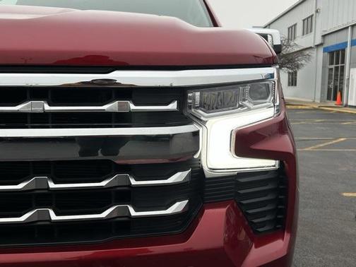 2025 Chevrolet Silverado 1500 LTZ