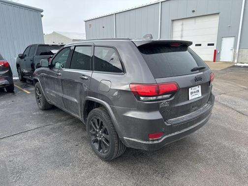 2021 Jeep Grand Cherokee Laredo