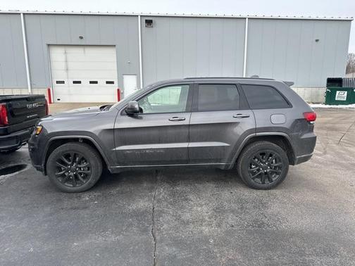 2021 Jeep Grand Cherokee Laredo