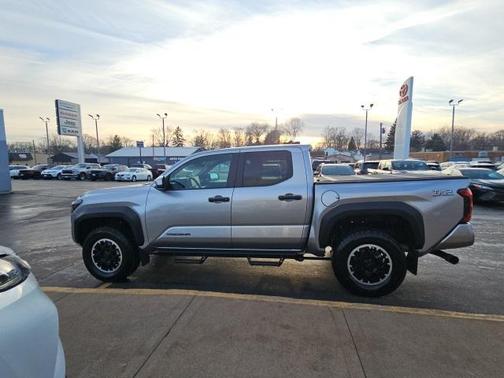 2024 Toyota Tacoma TRD Off Road