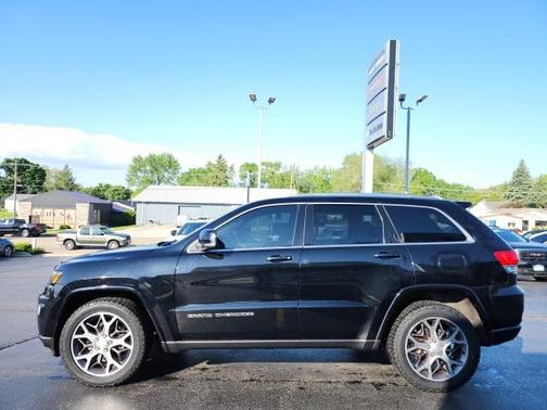 2018 Jeep Grand Cherokee Sterling Edition