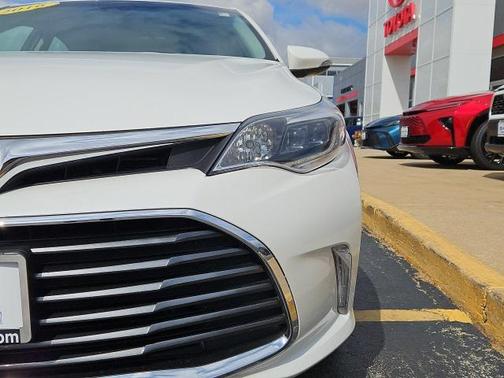 2016 Toyota Avalon Limited