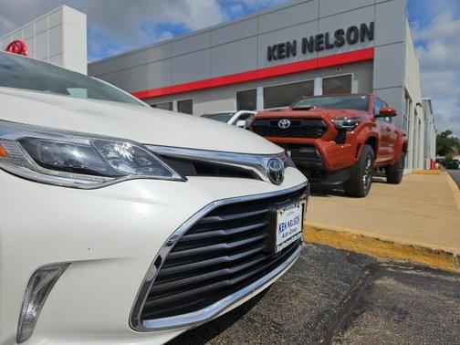2016 Toyota Avalon Limited