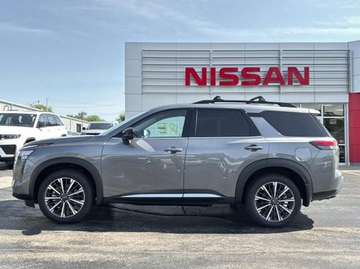 Gun Metallic 2026 Nissan Pathfinder Platinum