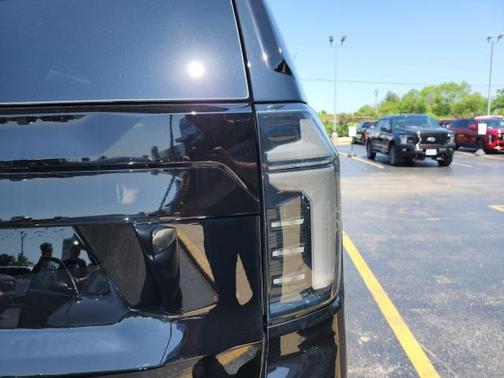 2025 Chevrolet Tahoe 4WD High Country