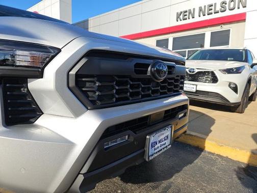 2025 Toyota Tacoma TRD Off Road