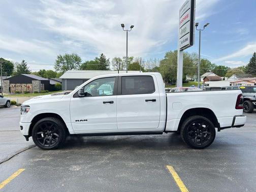 Bright White Clearcoat 2023 RAM 1500 Laramie