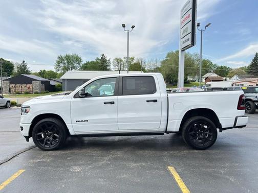 Bright White Clearcoat 2023 RAM 1500 Laramie