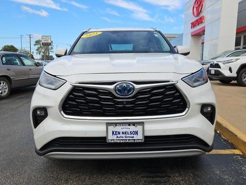 2021 Toyota Highlander Hybrid Platinum