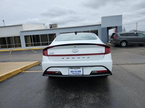 2023 Hyundai SONATA Hybrid Base