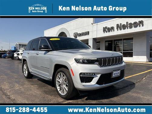 2023 Jeep Grand Cherokee Summit