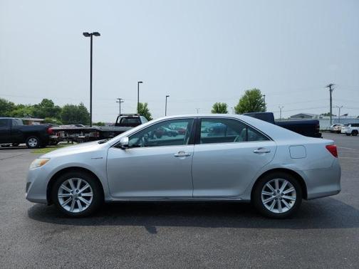 2012 Toyota Camry Hybrid XLE