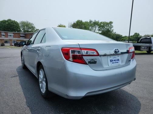 2012 Toyota Camry Hybrid XLE