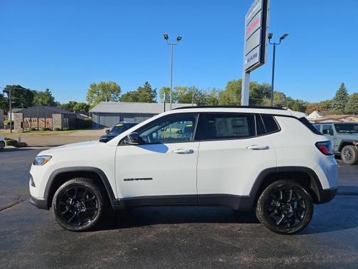 2025 Jeep Compass Latitude
