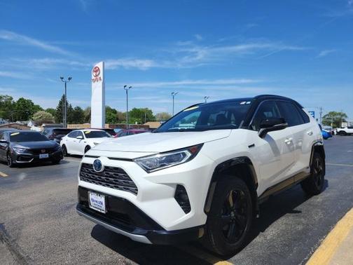 2019 Toyota RAV4 Hybrid SE