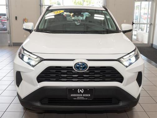 2022 Toyota RAV4 Hybrid XLE