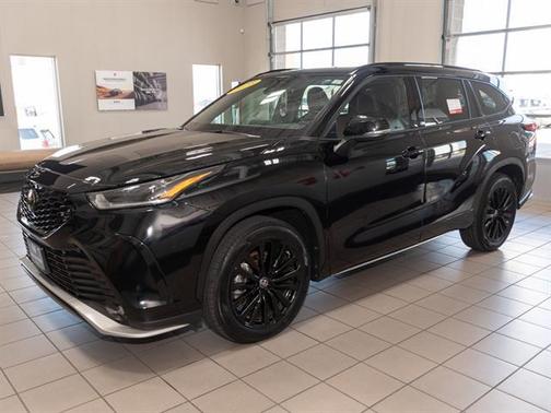 2023 Toyota Highlander XSE