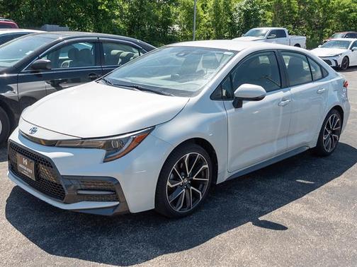 White 2020 Toyota Corolla SE