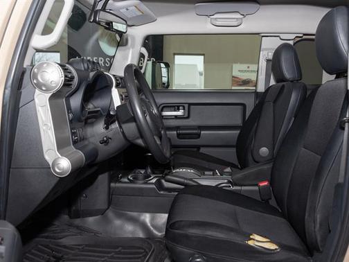 2012 Toyota FJ Cruiser Base