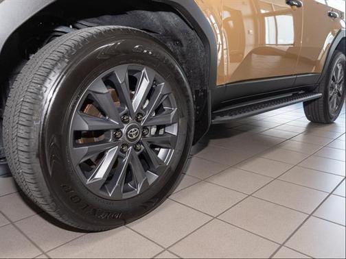 2024 Toyota Land Cruiser Base