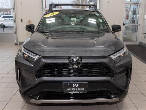 2025 Toyota RAV4 Hybrid SE