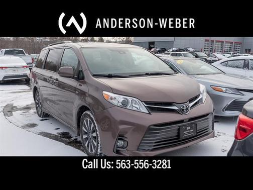 2019 Toyota Sienna XLE Premium