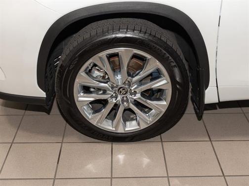 2022 Toyota Highlander Limited