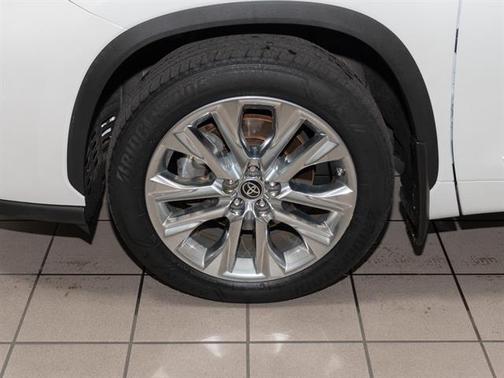 2022 Toyota Highlander Limited