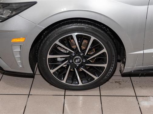 2020 Hyundai SONATA SEL Plus