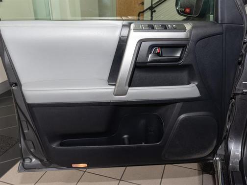 2013 Toyota 4Runner SR5
