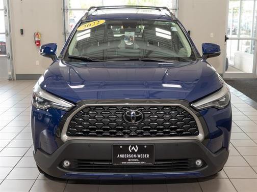 2022 Toyota Corolla Cross XLE