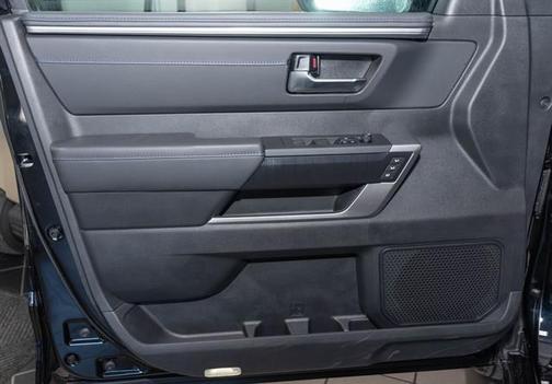 2025 Toyota Tundra Hybrid Platinum