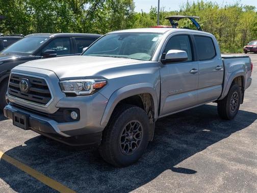 Silver Sky Metallic 2018 Toyota Tacoma SR5