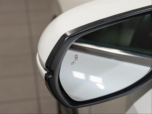 White Diamond Pearl 2018 Honda CR-V EX-L