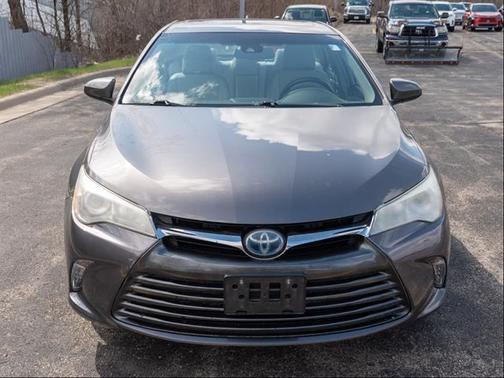 2017 Toyota Camry Hybrid XLE