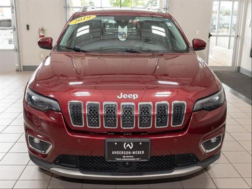 Velvet Red Pearlcoat 2019 Jeep Cherokee Limited