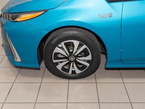 Blue Magnetism 2018 Toyota Prius Prime Premium