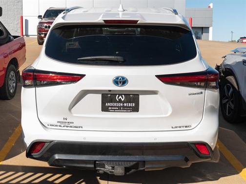 2022 Toyota Highlander Hybrid Limited