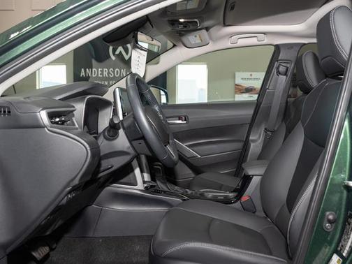 2022 Toyota Corolla Cross XLE