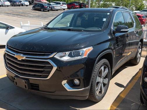 Mosaic Black Metallic 2019 Chevrolet Traverse LT Leather