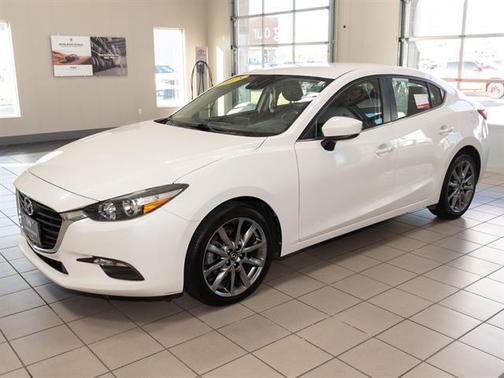 2018 Mazda Mazda3 Touring