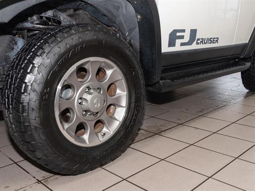 2012 Toyota FJ Cruiser Base