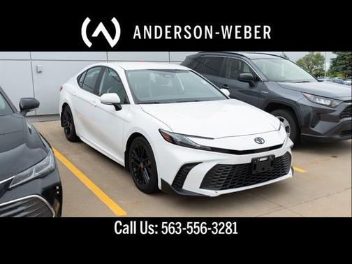Ice Cap 2025 Toyota Camry SE