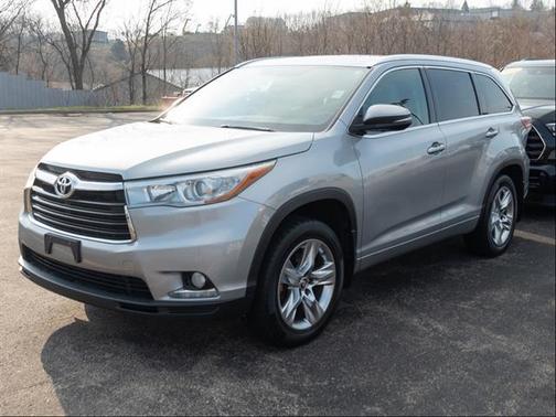 Silver Sky Metallic 2016 Toyota Highlander Limited