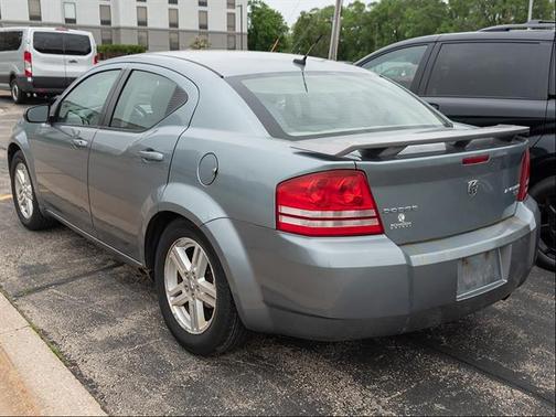 Silver 2009 Dodge Avenger R/T