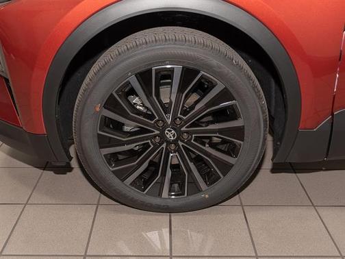 Tandoori 2026 Toyota C-HR XSE