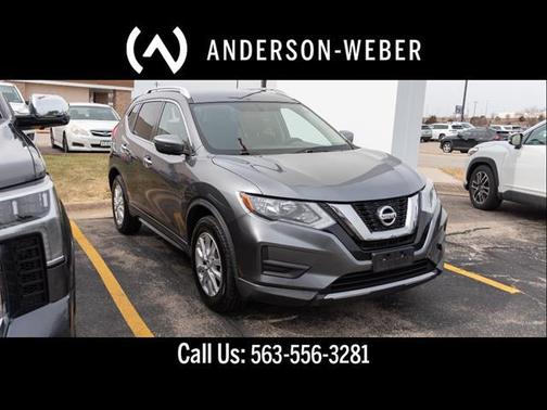 2017 Nissan Rogue SV