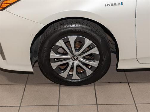 2019 Toyota Prius LE